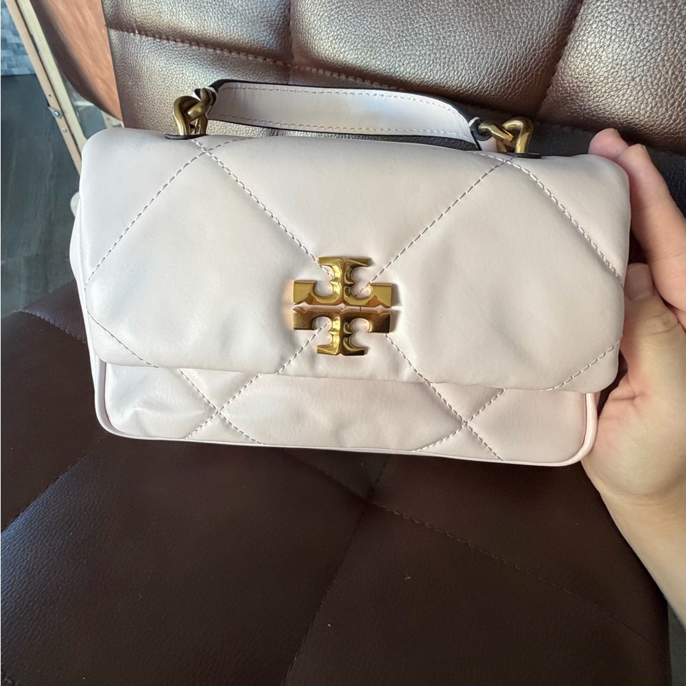 Tory Burch Light Pink Quilted Shoulder Bag - Picture 6 of 10